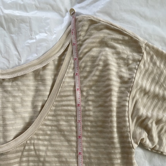 Club Monaco T-Shirt with Short Sleeve in Cream/Light Gray Size-Medium NWOT - Picture 10 of 11